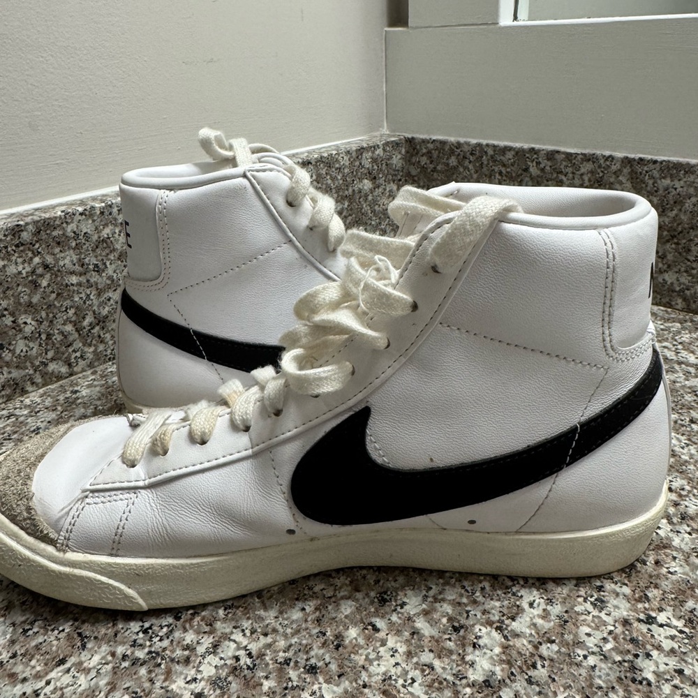 Nike high top Womens Trail blazers